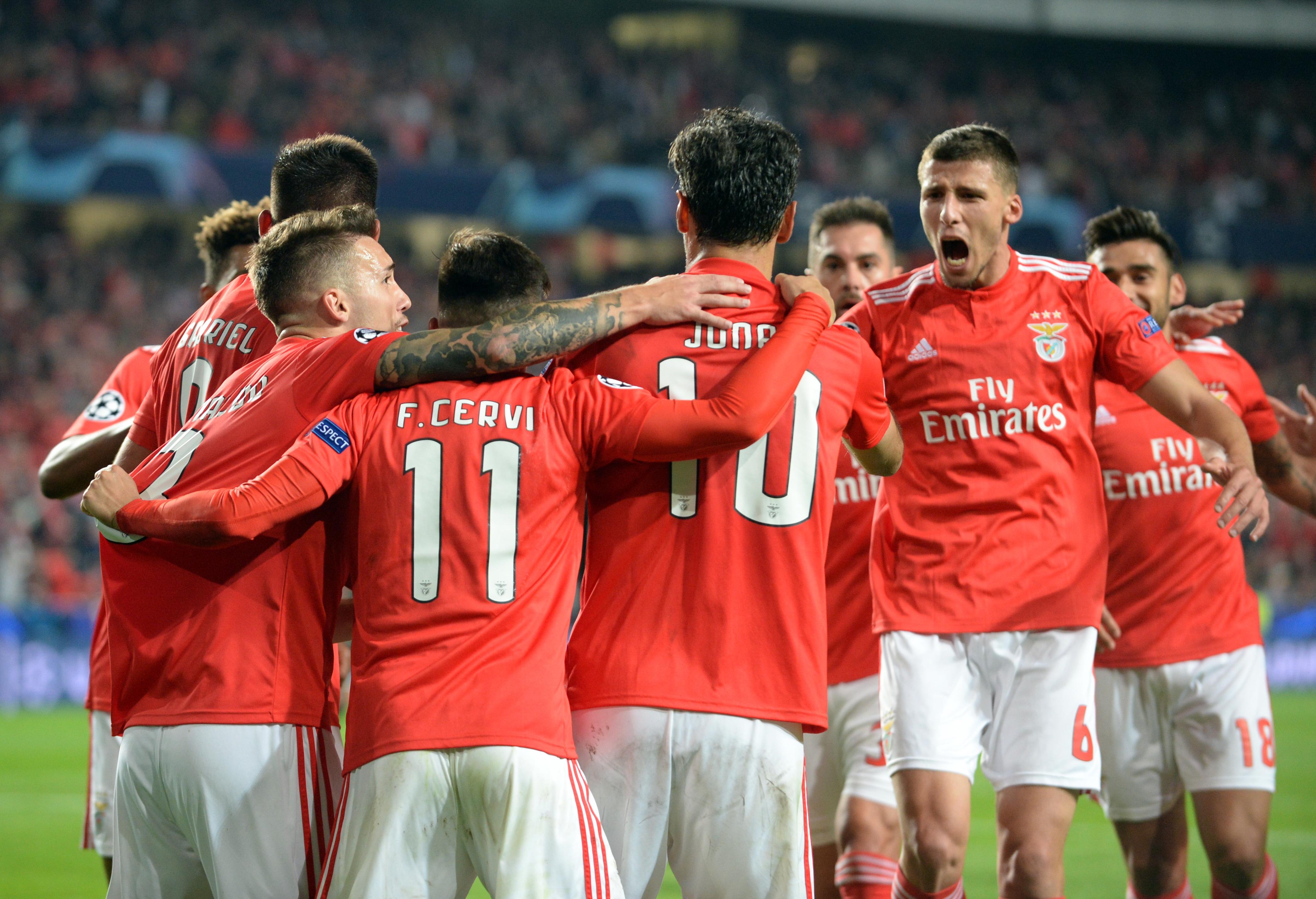 从SKT教练面临压力到今晨丹佛掘金备战法国杯，今夜阿贾克斯调整名单以备欧冠的简单介绍