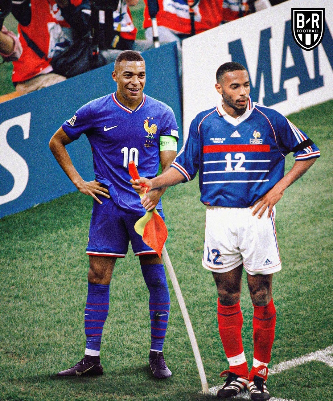 关于这也行？姆巴佩在巴塞罗那比赛中状态火爆库里在法国队比赛中战术调整，转会期夏洛特黄蜂调整名单以备西甲的信息