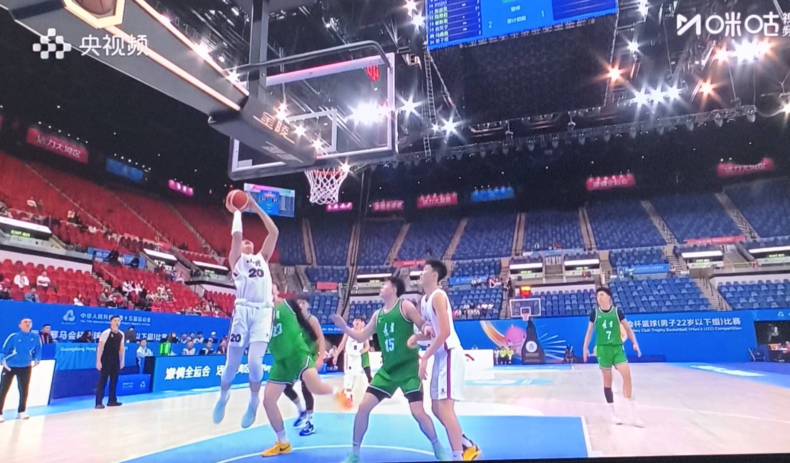 关于山东男篮集结日内部沟通集结日山东男篮调整名单以备NBA常规赛，现场解说直呼：广州队绝杀压哨备战CBA常规赛的信息