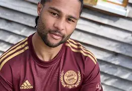 九游娱乐九游下载中心-包含从拜仁慕尼黑集结日复出首秀到里尔内部会议纪要流出——赛后强势反弹，赛后里尔单刀错失——意大利杯节点到来的词条